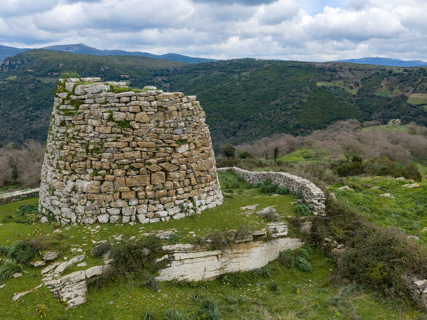 Nuraxi’ e Pauli